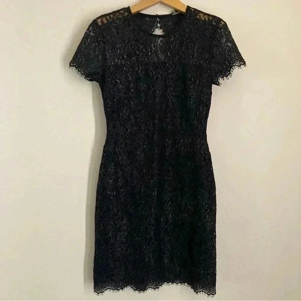 Banana Republic Size 2 Black and Gold Lace Dress